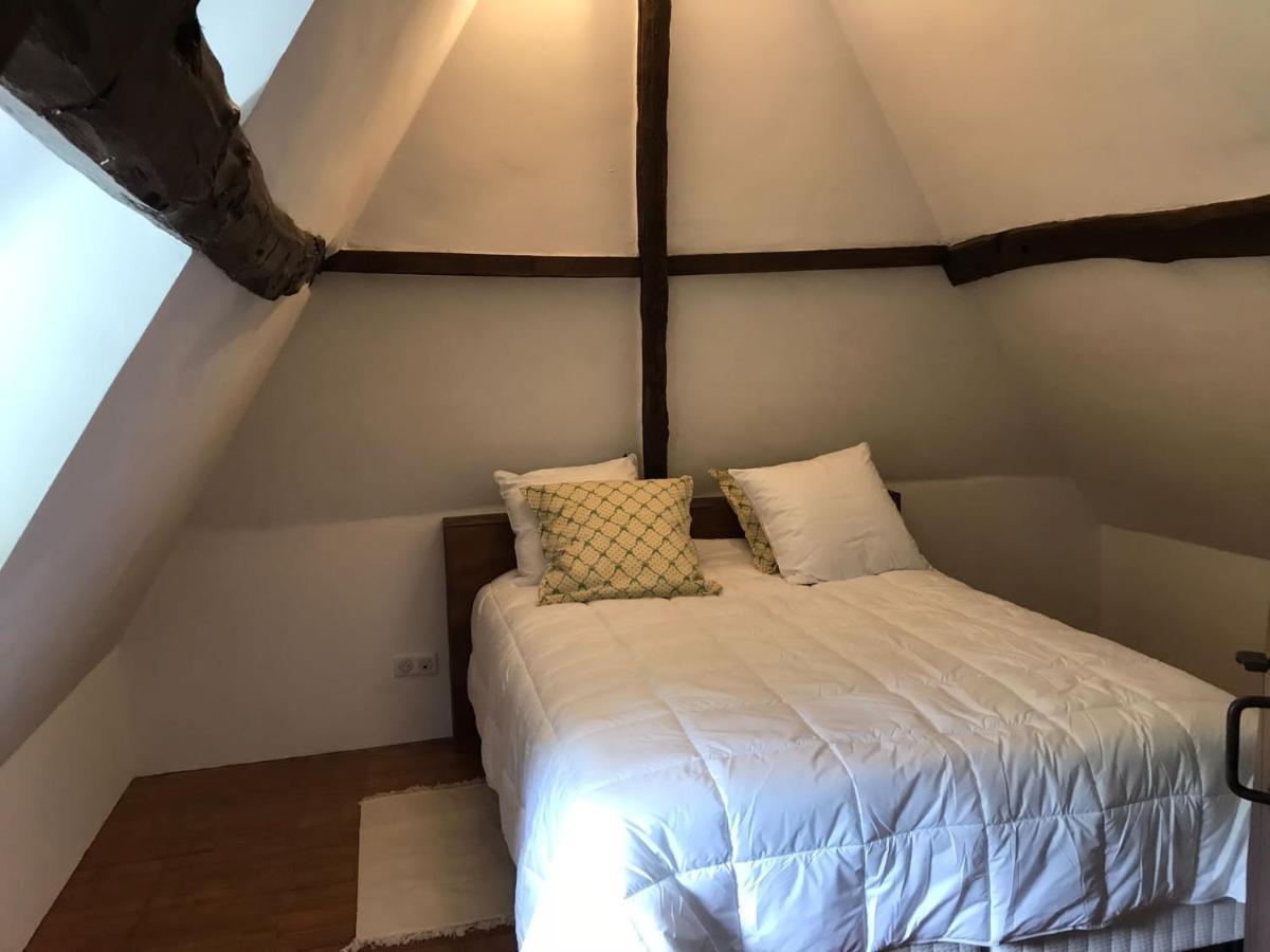 La Gloriette Gite Situe Dans La Propriete Dun Magnifique Manoir Vatteville Exterior foto
