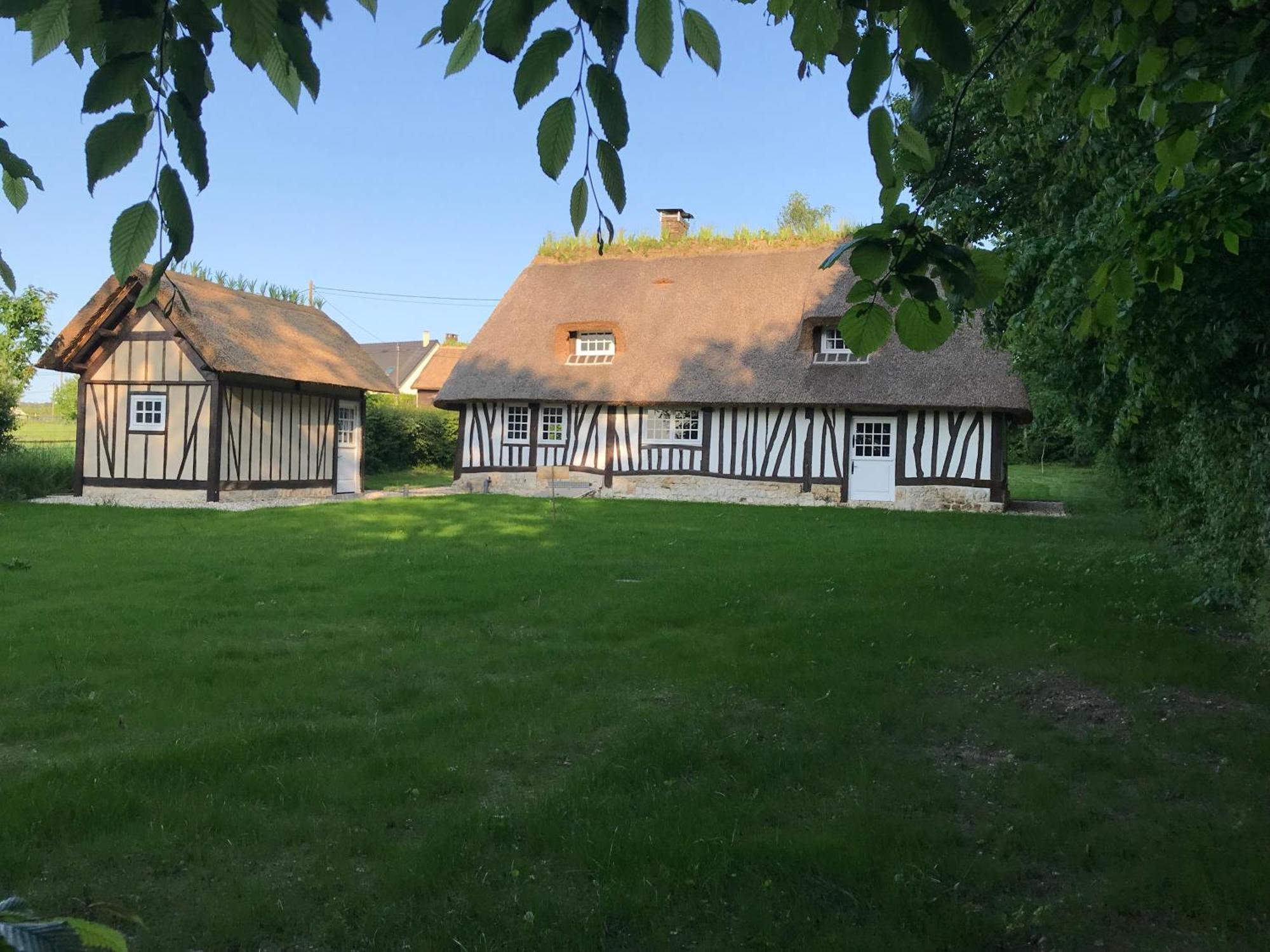 La Gloriette Gite Situe Dans La Propriete Dun Magnifique Manoir Vatteville Exterior foto